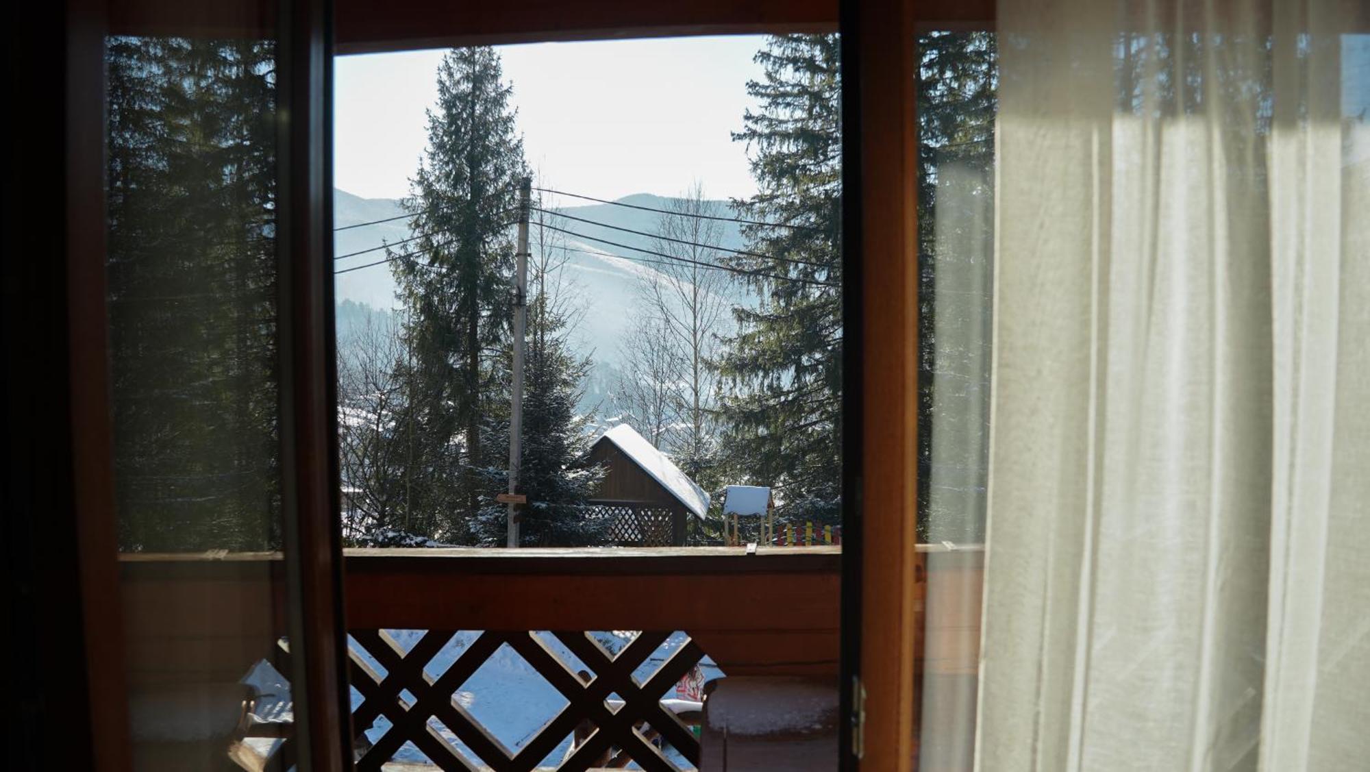 Karpatski Dzherela Jaremtsche Exterior foto